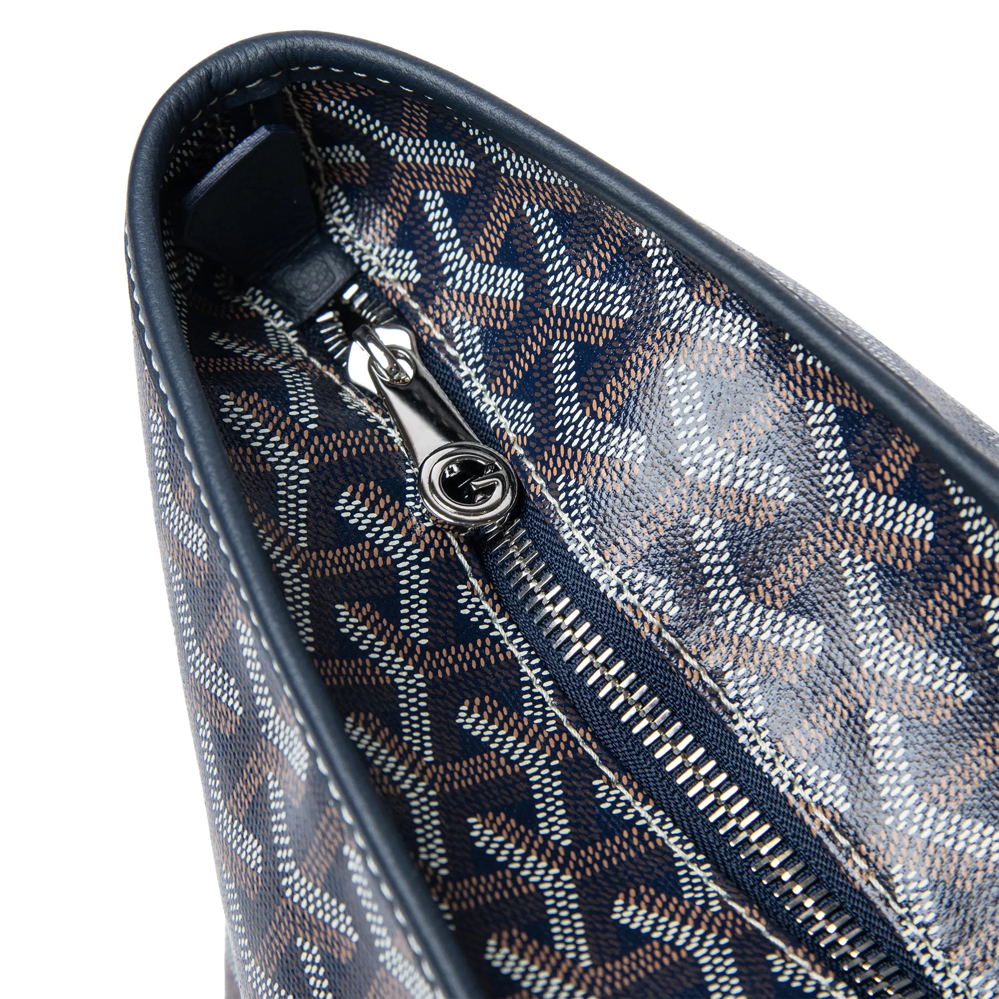 Detailed Zip View of Goyard Artois MM Navy Bag ARTOISMMLTY12CL12P